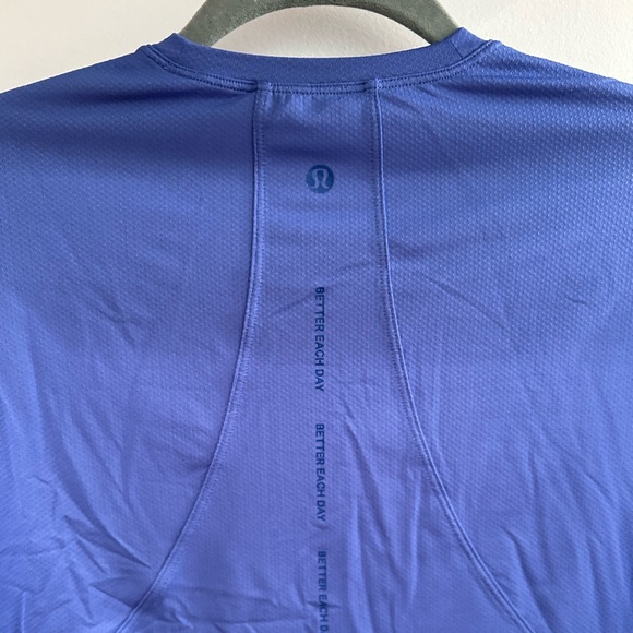 Lululemon Training Long Sleeve Shirt in Wild Indigo - Picture 4 of 5